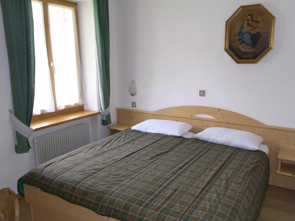 Casa Elisa Διαμέρισμα Pozza di Fassa Δωμάτιο φωτογραφία