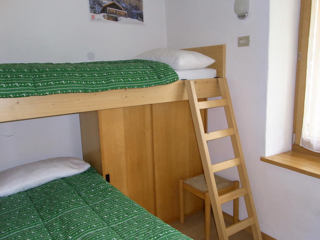 Casa Elisa Διαμέρισμα Pozza di Fassa Δωμάτιο φωτογραφία